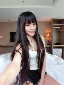 台湾美女主播播播放,魅力四溢的直播瞬间  第3张