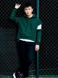 演员张哲,光影之间，演绎人生百态  第2张