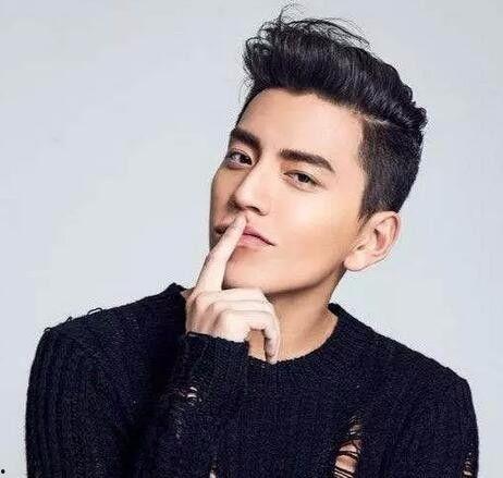 中国男明星JJ图,中国男星魅力四射,图鉴揭秘他的帅气瞬间 第2张 中国男明星JJ图,中国男星魅力四射,图鉴揭秘他的帅气瞬间 第2张