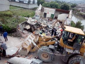 开铲车图片,开铲车作业现场实拍 第1张 开铲车图片,开铲车作业现场实拍 第1张