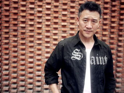 侯岩松八卦  第2张